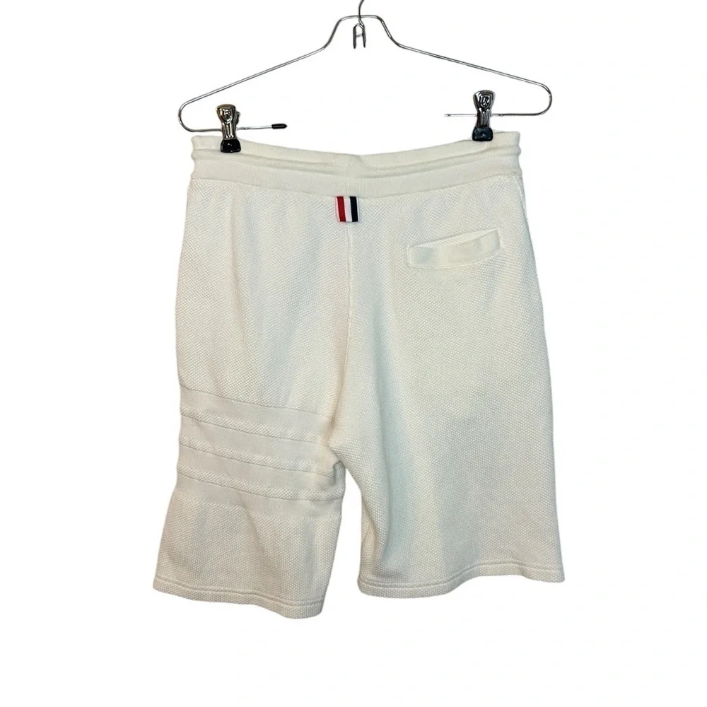 Thom Browne bar honeycomb